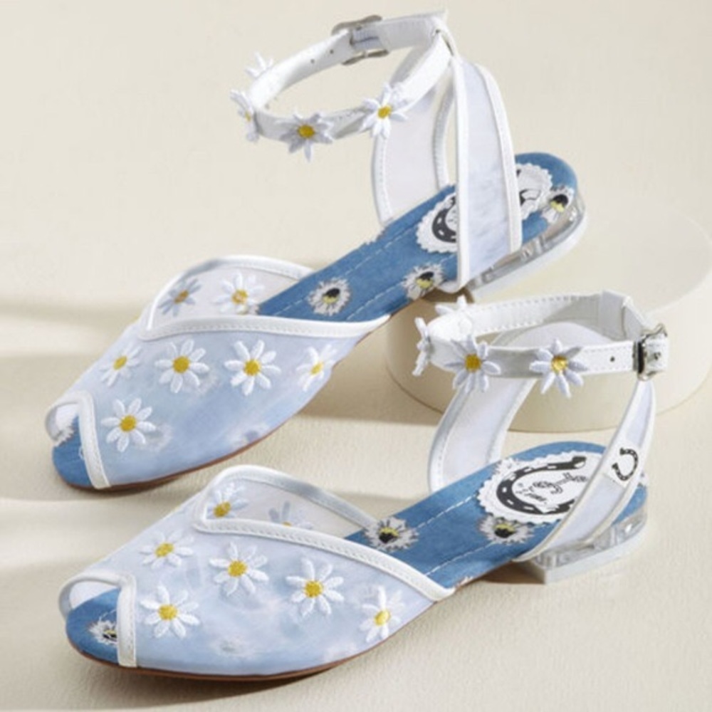 Miss Fire Daisy Shoes